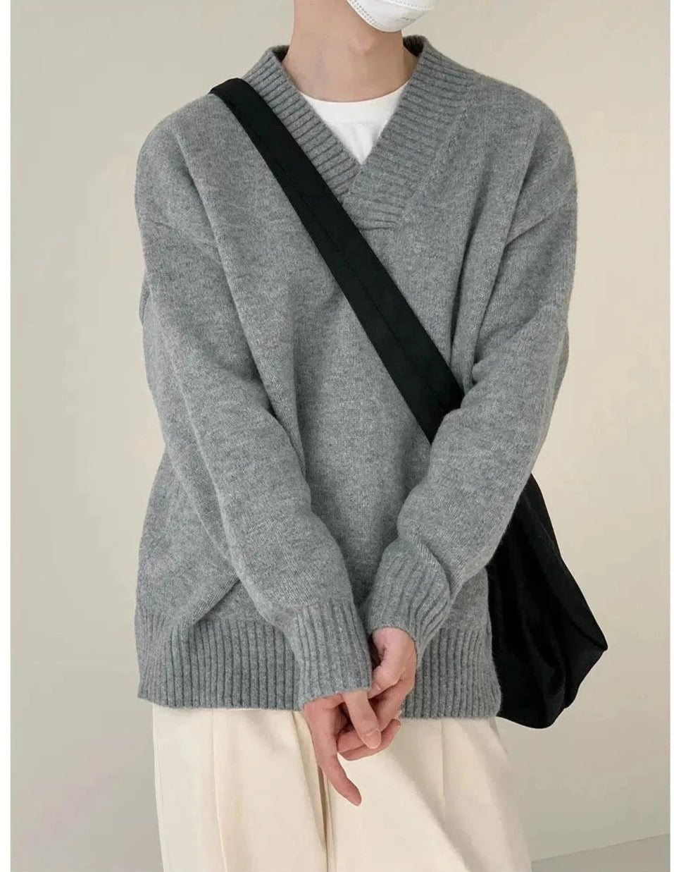 Blended Wool V-neck Sweater